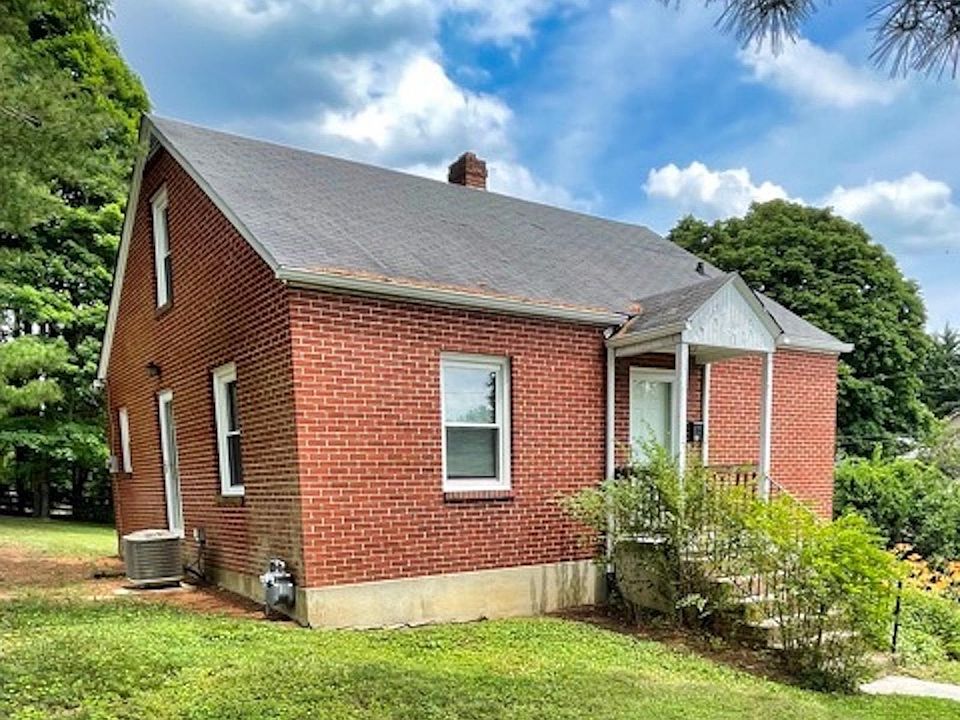 1st image of 809 Palmer Dr