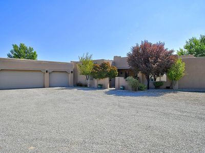 102 Stella Ln, Corrales, NM, 87048