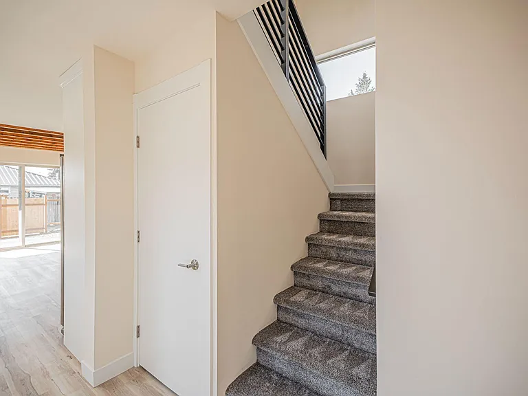 4253 S Spencer St — Photo 7