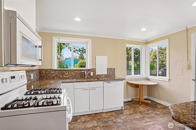 5th image of 4521 N 18th Street