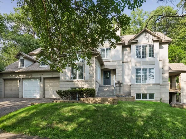 3215 Hazelwood W, Wayzata, MN 55391