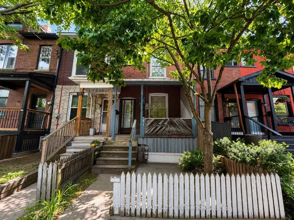 71 Boulton Ave, Toronto, ON M4M 2J4