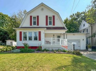 461 N 3rd Ave, Canton, IL 61520