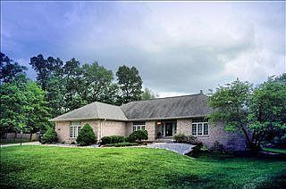 1st image of 4219 Oak Grove Cir