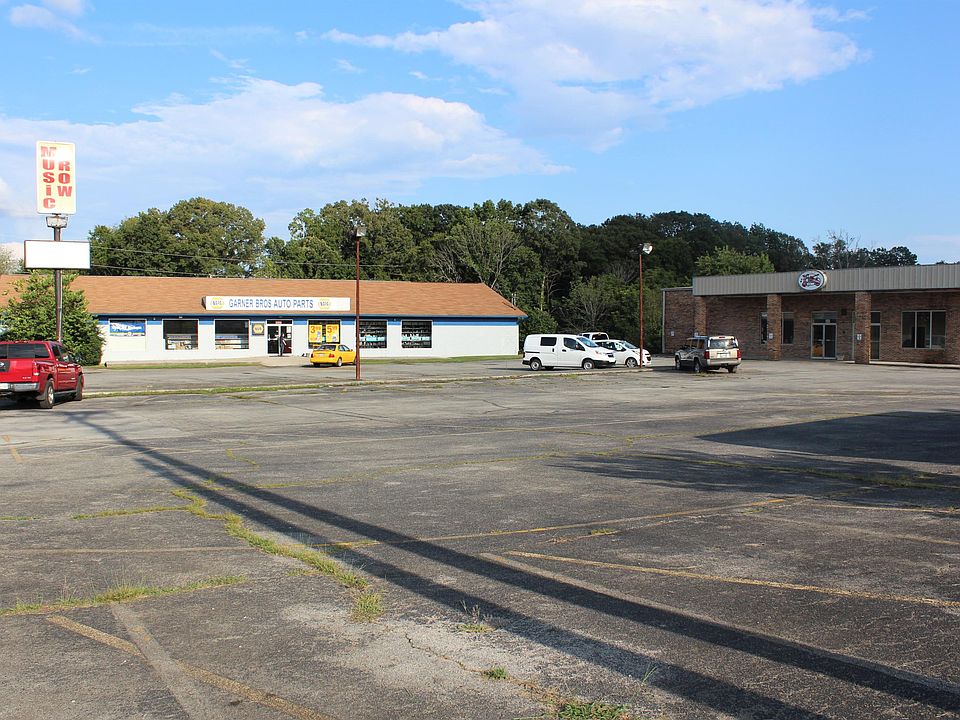 1st image of 2808 E Lamar Alexander Pkwy