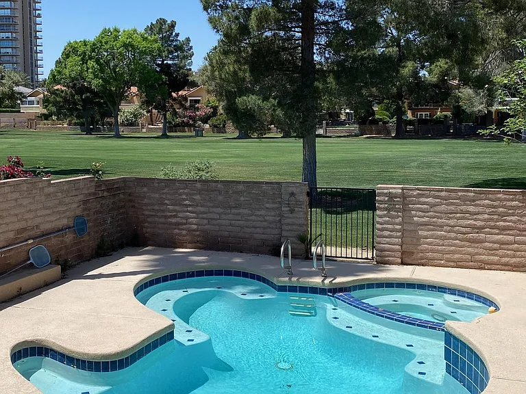 3003 Pinehurst Dr — Photo 19