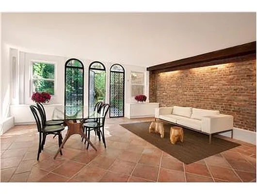 Rented by Douglas Elliman | media 8