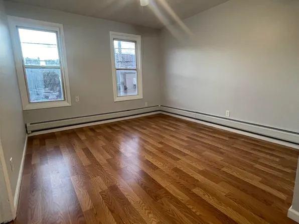 264 Fairmount Avenue image 1 of 8