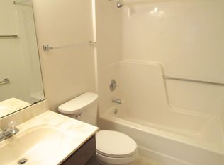 1852 37th St NW APT C, Rochester, MN 55901