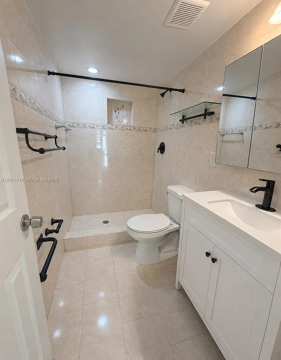 15342 SW 72nd St — Photo 3