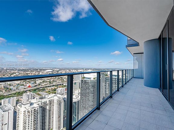 2nd image of 1000 Brickell Plz #5906