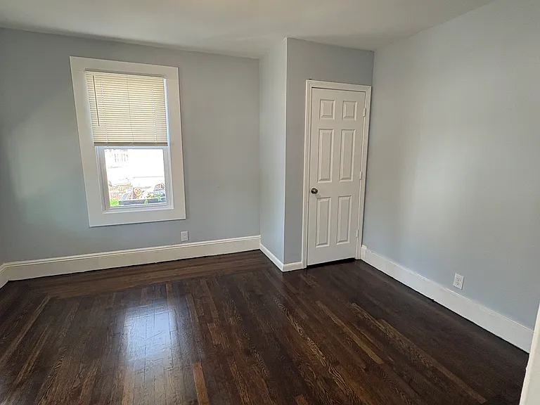 60-62 Dexter St #1 — Photo 9