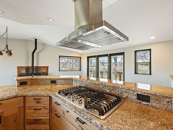 5th image of 93 River Front Rd