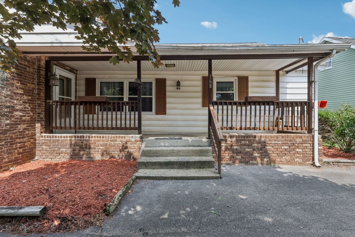 Debernardo Ln, Hillsville-1207-001.jpg