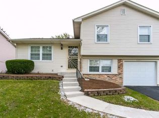 5807 Crestwood Rd, Matteson, IL 60443