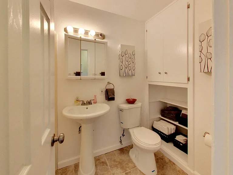 The Post Apartments — Photo 21