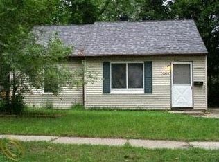 12810 Saratoga Ave, Oak Park, MI