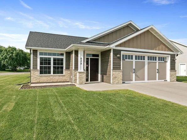 638 Pebble Creek Dr, Saint Cloud, MN 56303