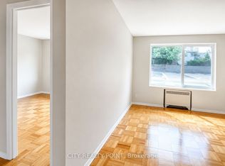 990 Avenue Rd #209, Toronto, ON M5P2K8