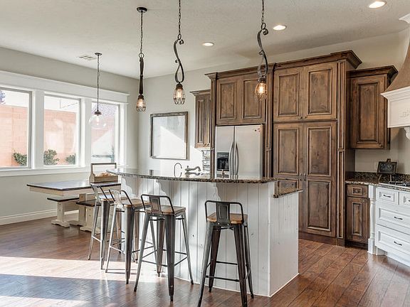 5th image of 3703 W Sagebrush Dr
