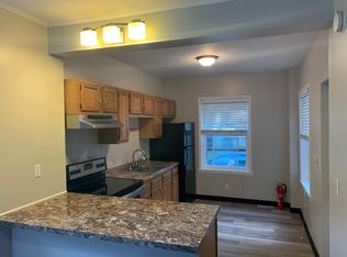 2 Greenwood St, Rochester, NY 14608