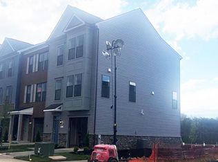 4952 Vista Green Ln, Lanham, MD 20706
