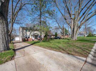 154 Bryan St, Green Bay, WI 54301