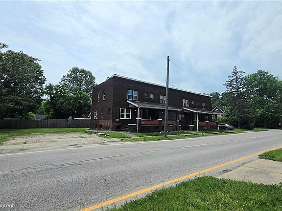 4th image of 2217 Oakwood Ave