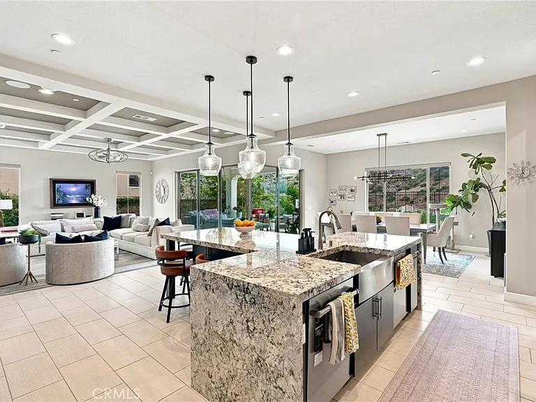 24357 W Clear Creek Pl — Photo 15
