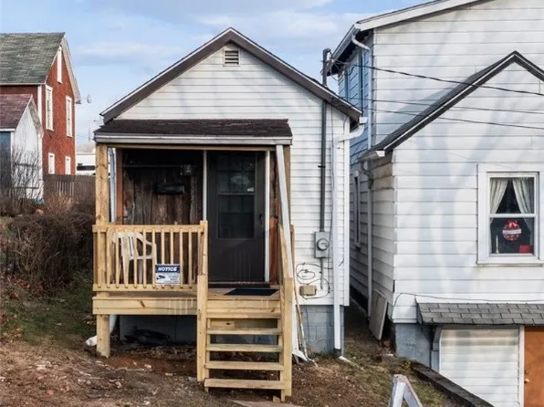 924 Prospect St, Brackenridge, PA 15014