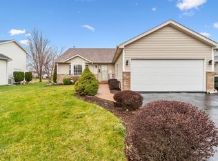25416 S Mallard Dr, Channahon, IL 60410