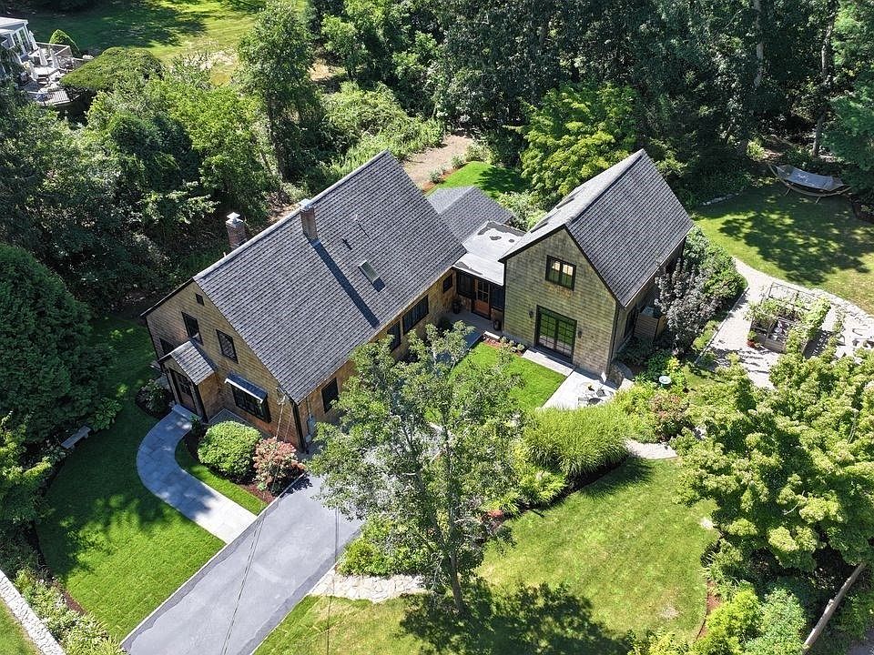 1st image of 51 Tiffany Rd