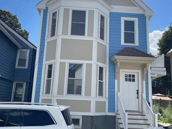 9 Woodville Park Floor 2, Roxbury, MA 02119