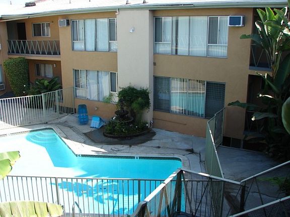 2nd image of 336 S Alexandria Ave #5015