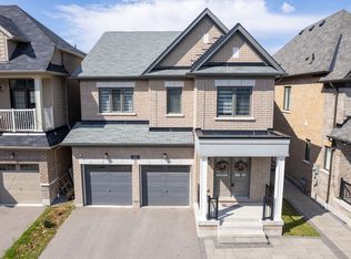 60 Bremner St, Whitby, ON L1R 0P8