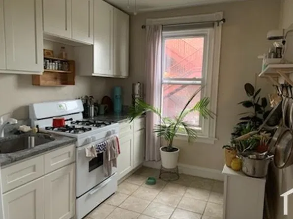 926 Fayette St APT 2, Conshohocken, PA 19428