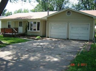 2551 S Nettleton Ave, Springfield, MO 65807