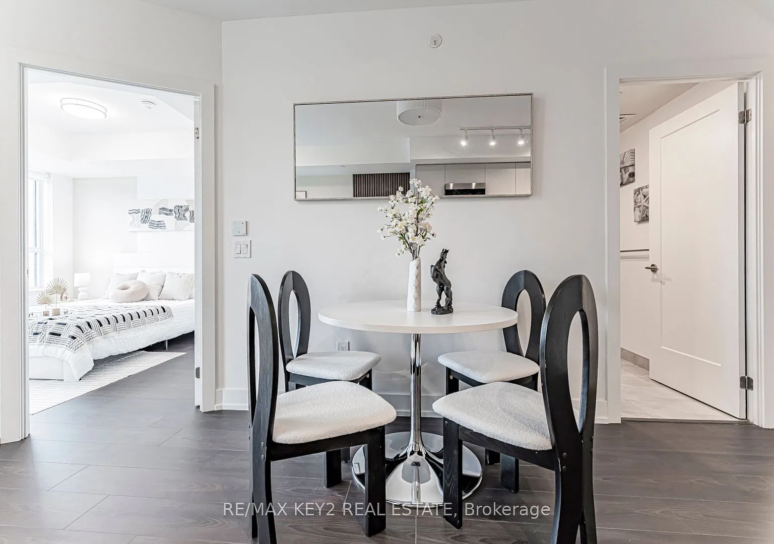 9 Clegg Rd — Photo 3