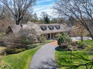 33 Meadowview Dr, Northfield, IL