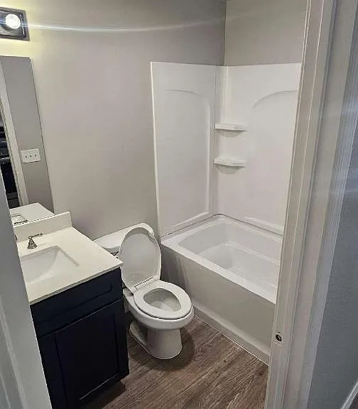 Unit Photo