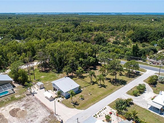 3rd image of 3829 Snow Bird Ln