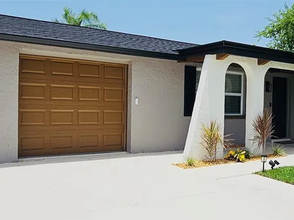 1967 Coolidge Rd, Holiday, FL 34691