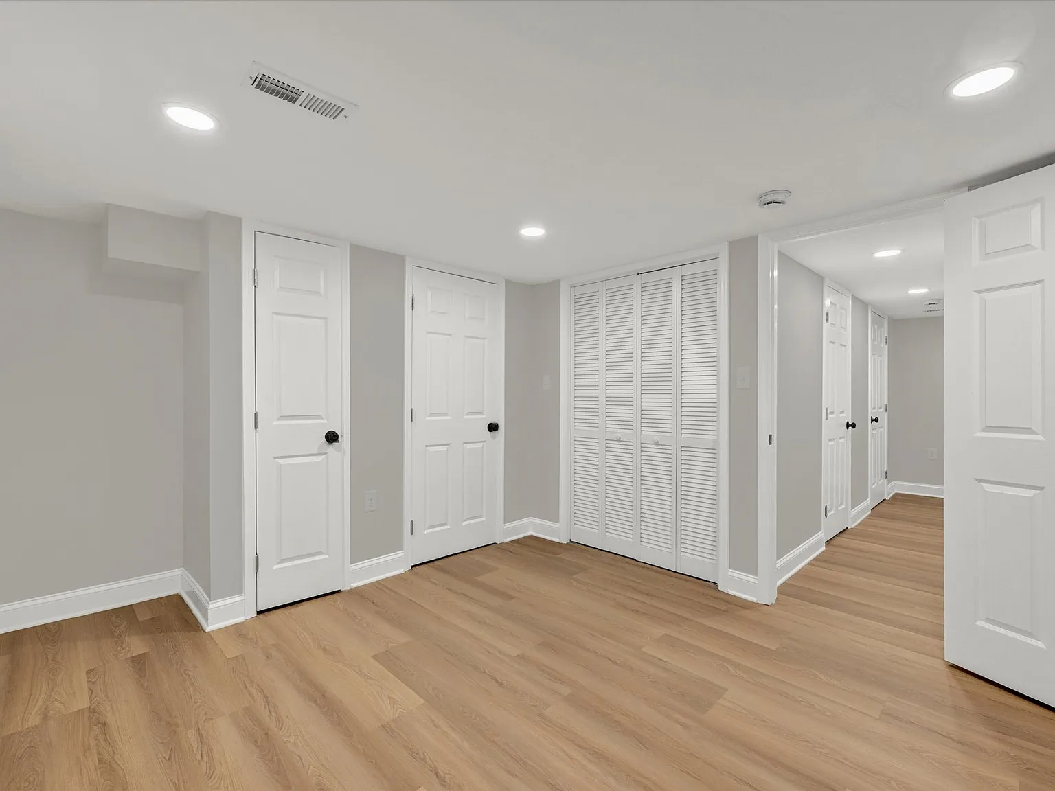 3726 Beehler Avenue - 1 — Photo 3