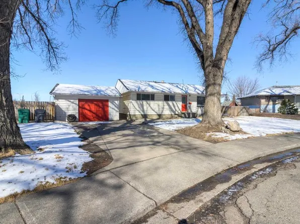 220 SE 23rd St S, Lethbridge, AB T1J 3M6