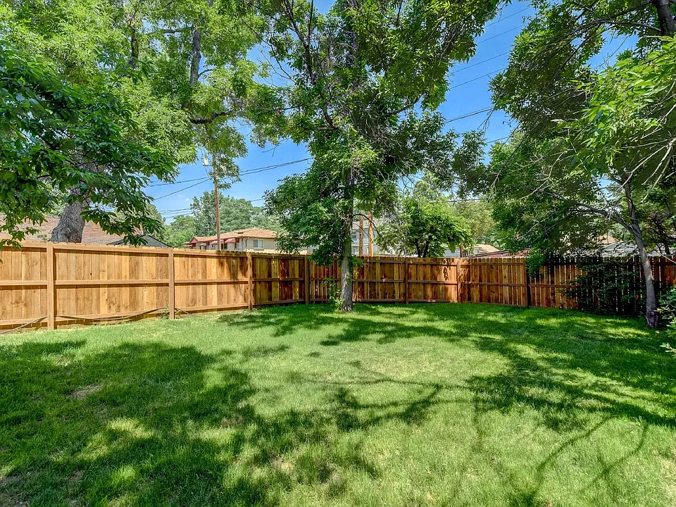 2643 W 38th Ave