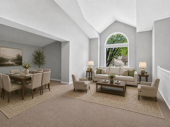 4th image of 23 N Sunlake Gdns SE