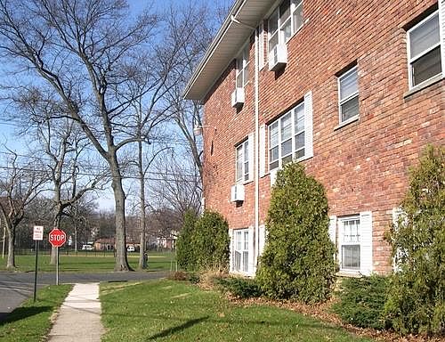 1st image of 314 Oakwood Ave #2094223