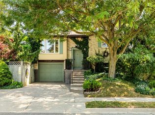 559 Halberstadt Cir, Cambridge, ON N3H5J5