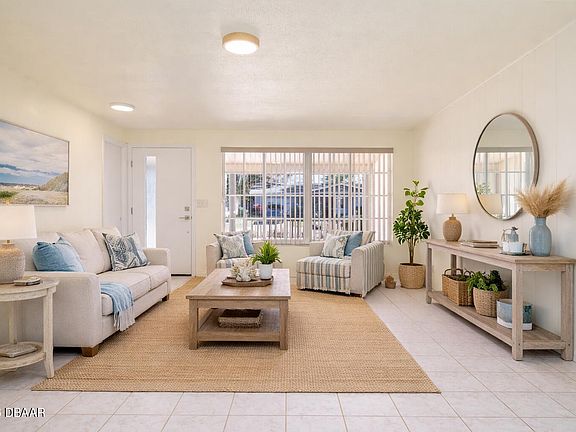 4th image of 1016 Cherokee Ranch Rd