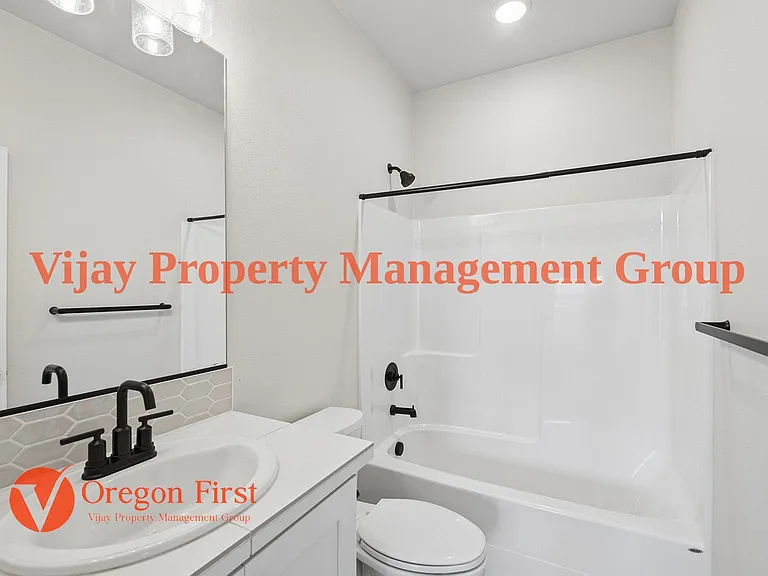 7902 SE Roaring Ln — Photo 32